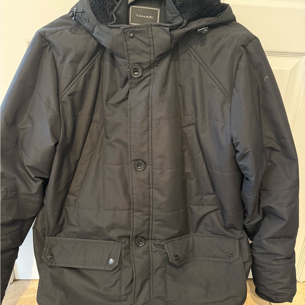 Tahari Men's black Puffer Jacket